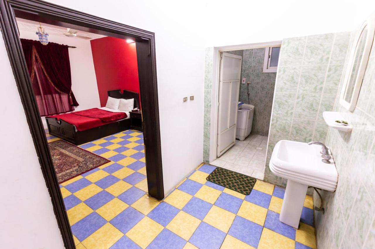 Al Eairy Furnished Apartments - Al Bahah 3 Екстериор снимка