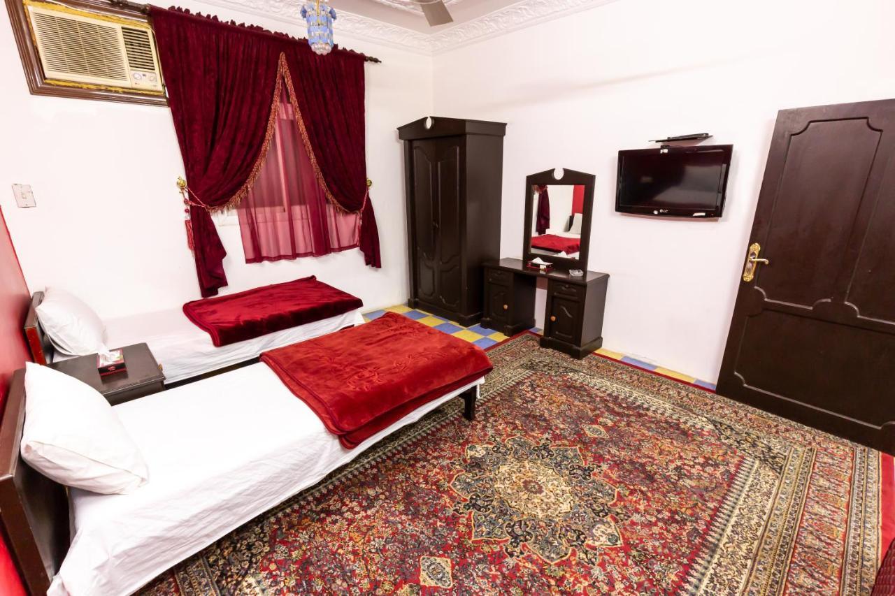Al Eairy Furnished Apartments - Al Bahah 3 Екстериор снимка