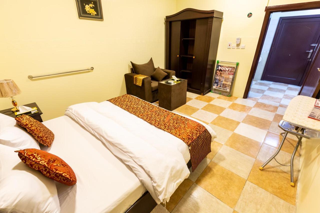 Al Eairy Furnished Apartments - Al Bahah 3 Екстериор снимка